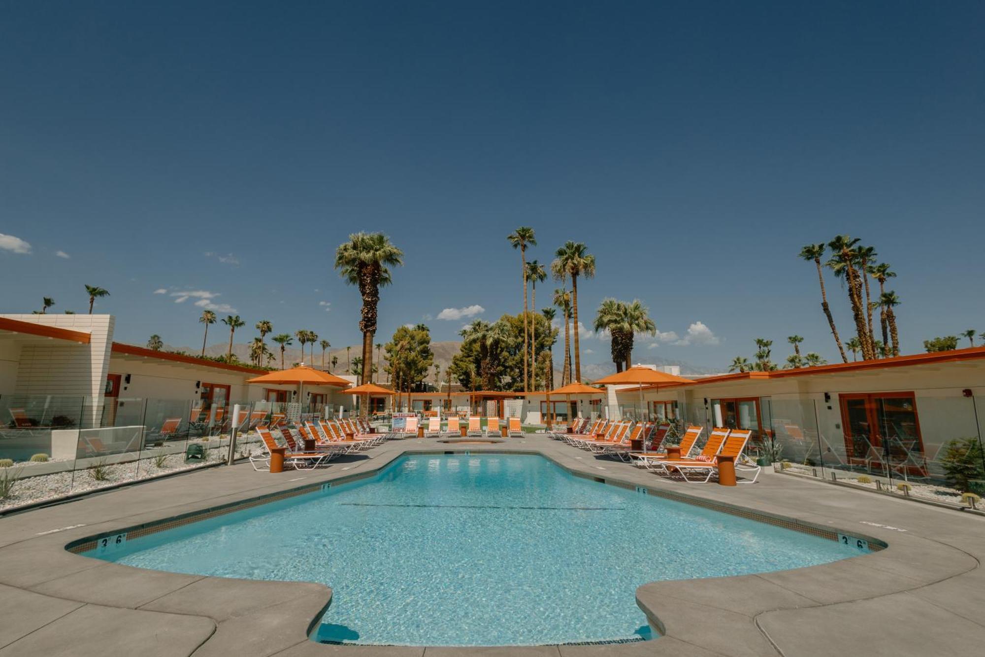 Mojave Resort - Adults Only Палм Дезърт Екстериор снимка